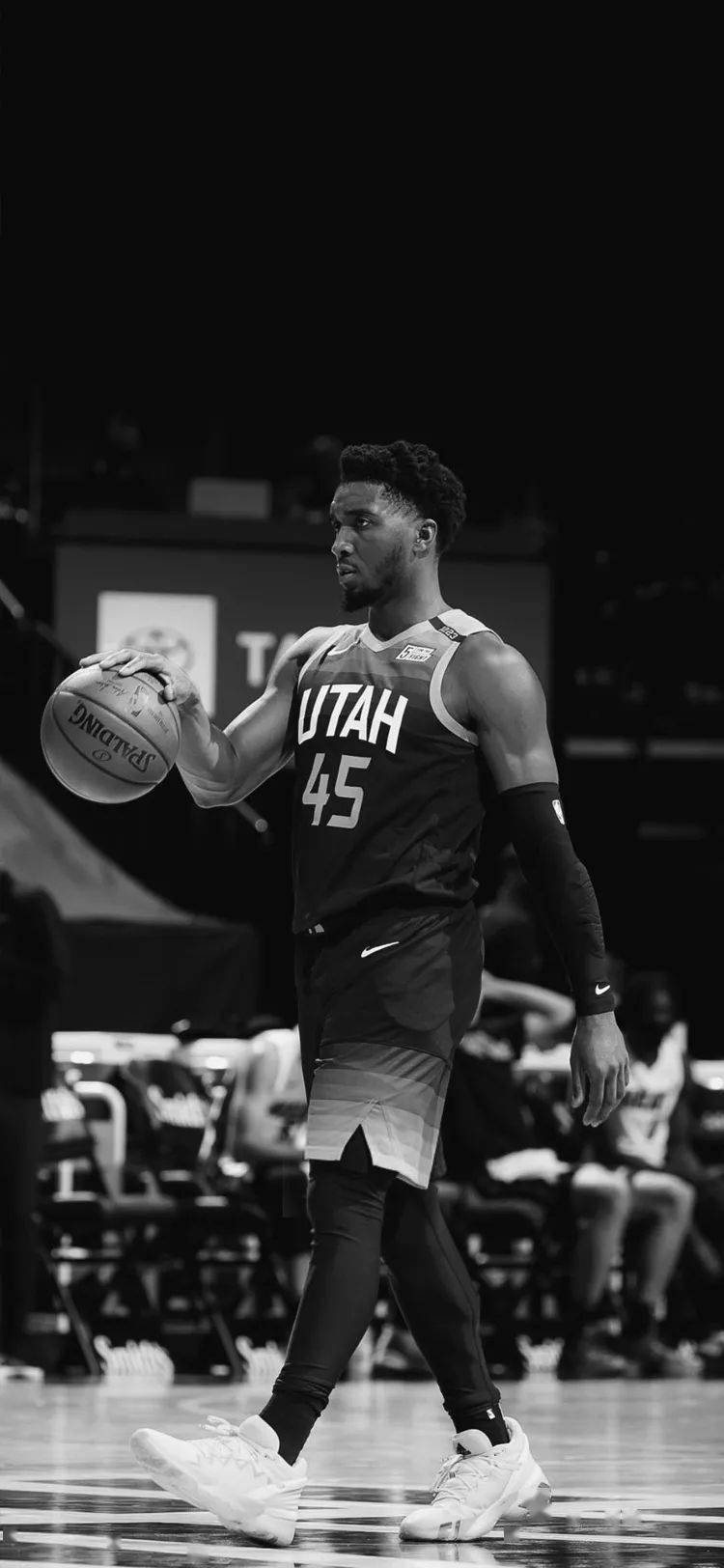 以其出色的 以其出色的